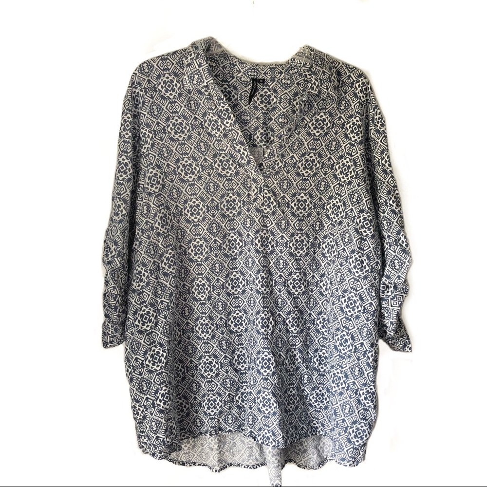 Cathy geometric print V neck gathered sleeve top
